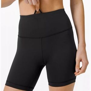 lululemon Wunder train High-rise 6” Short
